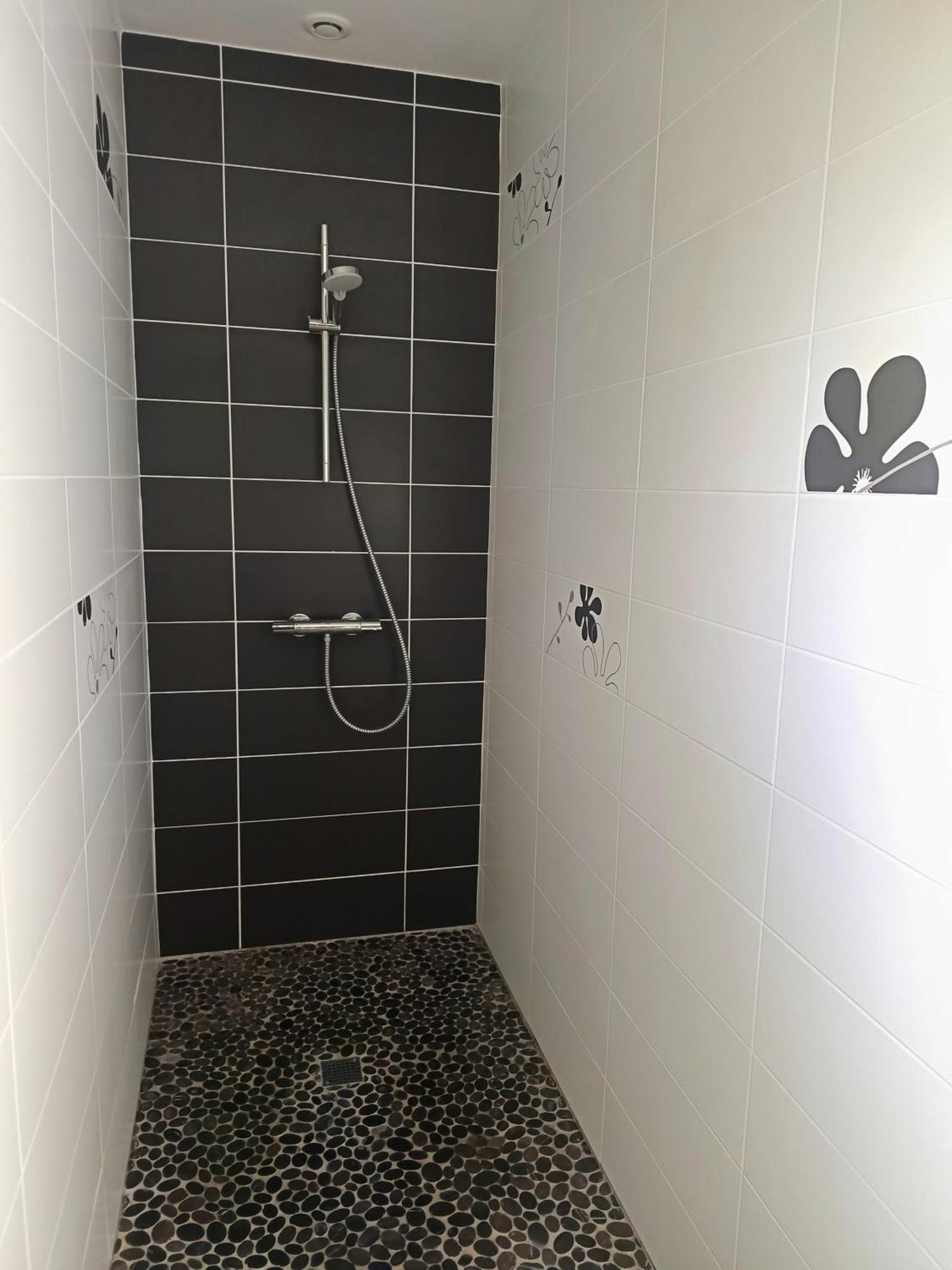 La Petite Chambre Du Lac Каркасон Екстериор снимка
